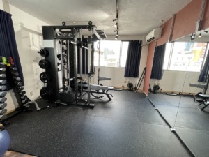 アヴニール大阪福島店